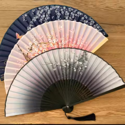Éventail Pliant Style Rétro Japonais pour Femme - Décoration & Cadeau Artisanal